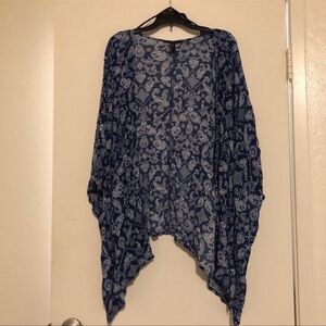 Forever 21 Navy and White Paisley Boho Kimono Cardigan Wrap